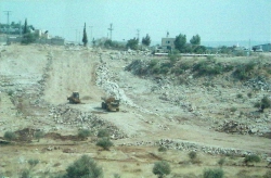 בניית גדר ההפרדה בשנת 2003