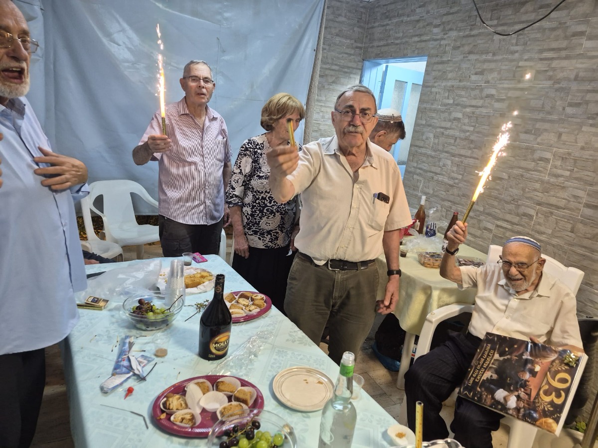 אליהו שפר, משה גולן, הדסה שפר, יעקב שגיב והלל ויס