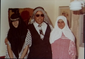 בדרך למסיבת פורים יישובית
