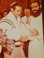 הברית של אהוד בבניין המשטרה