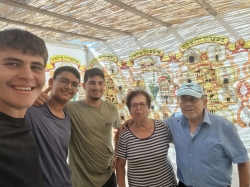 בניית סוכות לאזרחים ותיקים