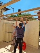 בניית סוכות לאזרחים ותיקים