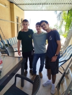 תודה מעומק הלב ל:
בארי סרוסי
יקיר אייזנברג
לביא גרניק
שעזרו מאוד בהקמת הסוכה.
יישר כוח לכל העוסקים במיזם המבורך הזה
בברכת שנה טובה ומתוקה
מטי ומשה וינברגר